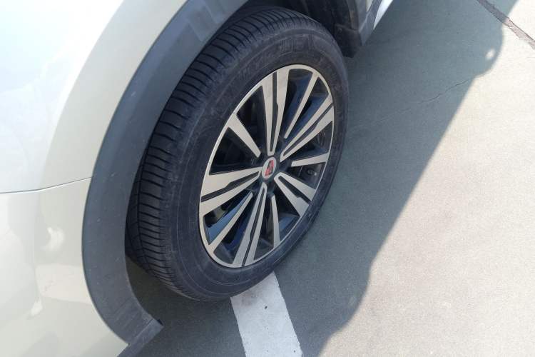 Used Roewe RX5 New Energy 2019 eRX5 50T Internet-Enhanced Flagship Edition Left Front Wheel Hub