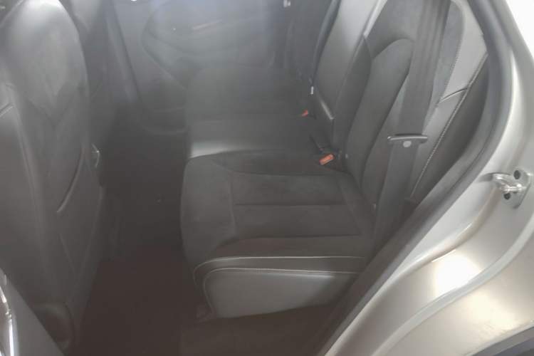 Used Roewe RX5 New Energy 2019 eRX5 50T Internet Superior Smart Edition Left Rear Seat
