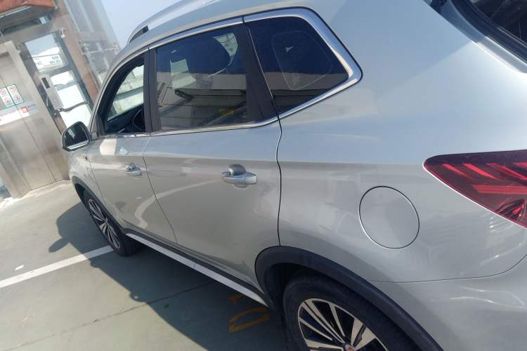 Used Roewe RX5 New Energy 2019 eRX5 50T Internet-Enhanced Flagship Edition Left Side