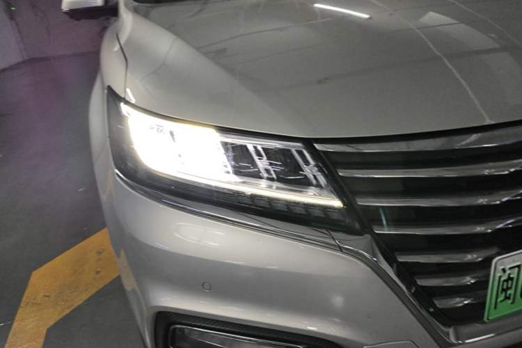 Used Roewe RX5 New Energy 2019 eRX5 50T Internet-Enhanced Flagship Edition Right Front Headlight