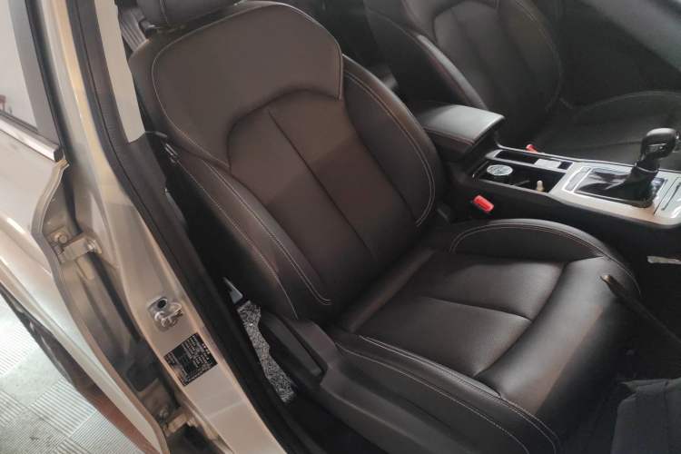 Used Roewe RX5 New Energy 2019 eRX5 50T Internet-Enhanced Flagship Edition Right Front Seat