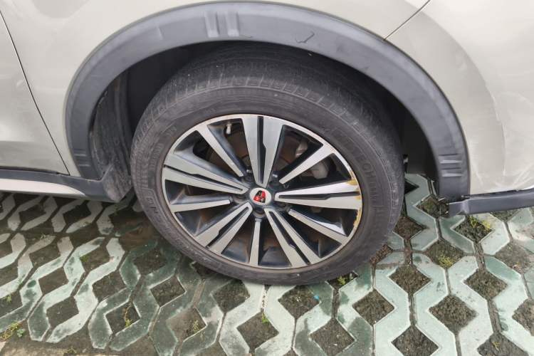 Used Roewe RX5 New Energy 2019 eRX5 50T Internet-Enhanced Flagship Edition Right Front Wheel Hub