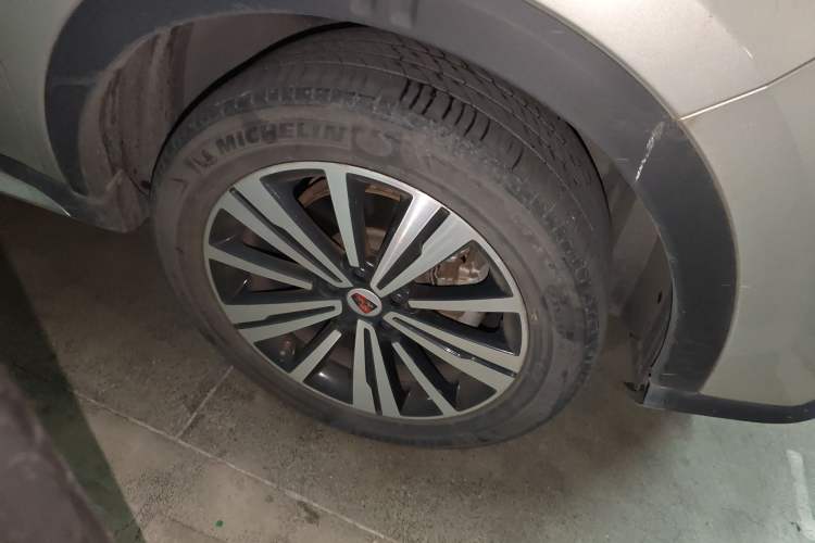 Used Roewe RX5 New Energy 2019 eRX5 50T Internet-Enhanced Flagship Edition Right Front Wheel Hub