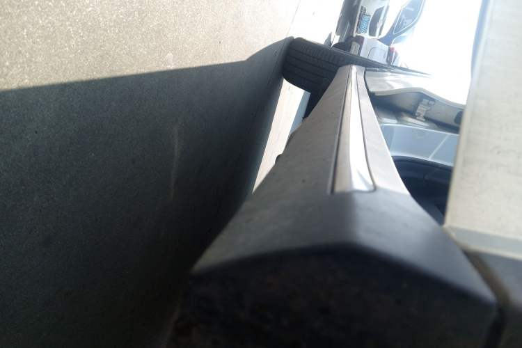 Used Roewe RX5 New Energy 2019 eRX5 50T Internet-Enhanced Flagship Edition Right Side Sill