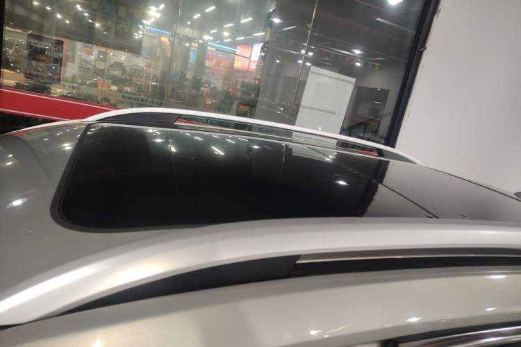 Used Roewe RX5 New Energy 2019 eRX5 50T Internet-Enhanced Flagship Edition Roof