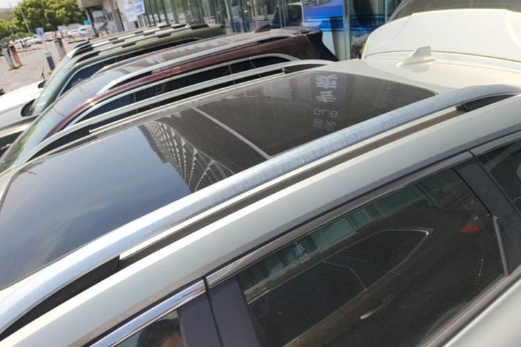 Used Roewe RX5 New Energy 2019 eRX5 50T 4G Connected Excellence Edition Roof