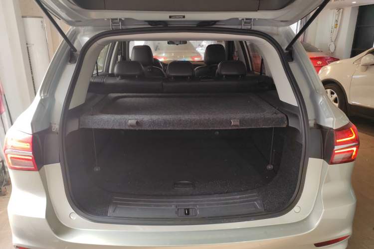 Used Roewe RX5 New Energy 2019 eRX5 50T Internet-Enhanced Flagship Edition Trunk