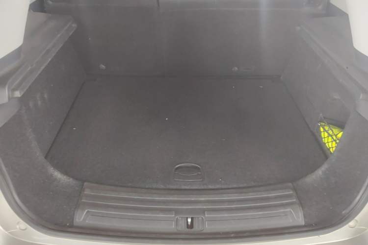 Used Roewe RX5 New Energy 2019 eRX5 50T Internet Superior Smart Edition Trunk