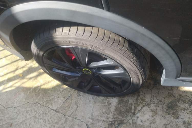 Used Roewe RX5 New Energy 2020 ePLUS National Trend Ronglin Flagship Edition Right Rear Wheel Hub
