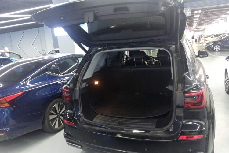 Used Roewe RX5 New Energy 2020 ePLUS National Trend Ronglin Luxury Edition Trunk