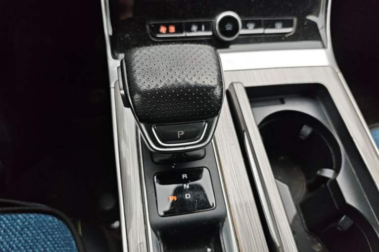 Used Roewe RX5 New Energy 2020 ePLUS National Trend Ronglin Luxury Edition Gear Lever