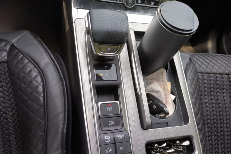 Used Roewe RX5 New Energy 2020 ePLUS National Trend Ronglin Luxury Edition Gear Lever