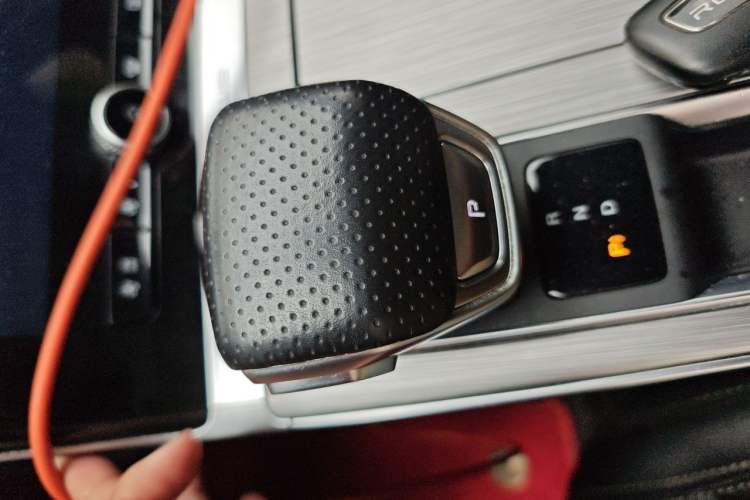 Used Roewe RX5 New Energy 2020 ePLUS National Trend Ronglin Luxury Edition Gear Lever