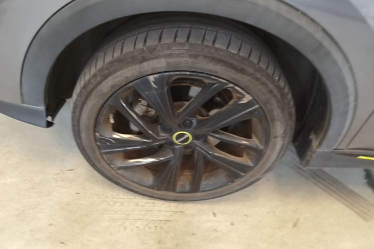 Used Roewe RX5 New Energy 2020 ePLUS National Trend Ronglin Luxury Edition Left Front Wheel Hub
