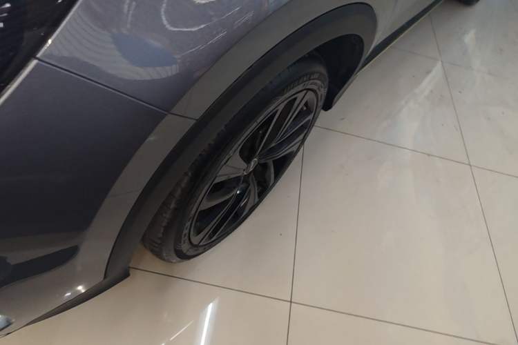 Used Roewe RX5 New Energy 2020 ePLUS National Trend Ronglin Luxury Edition Left Front Wheel Hub