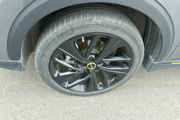 Used Roewe RX5 New Energy 2020 ePLUS National Trend Ronglin Flagship Edition Left Front Wheel Hub