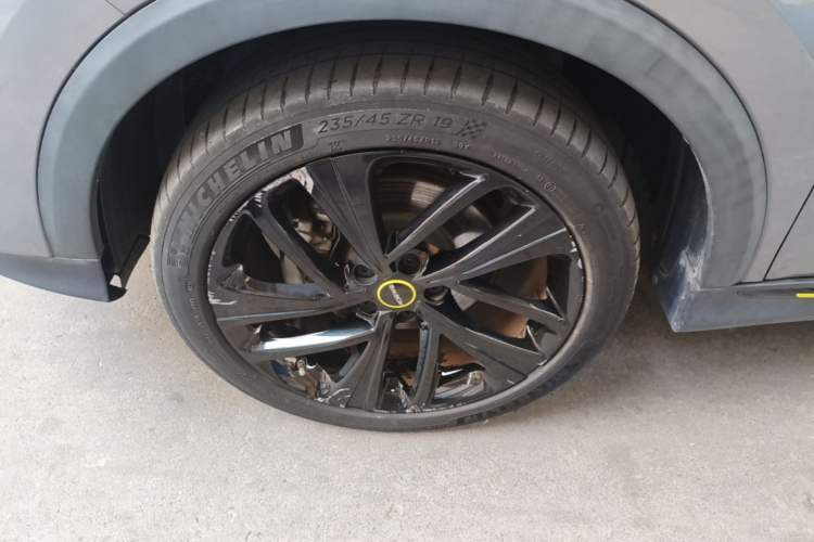Used Roewe RX5 New Energy 2020 ePLUS National Trend Ronglin Luxury Edition Left Front Wheel Hub