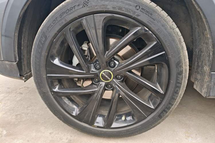 Used Roewe RX5 New Energy 2020 ePLUS National Trend Ronglin Luxury Edition Left Front Wheel Hub