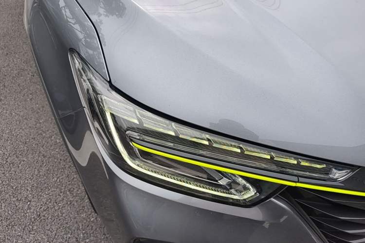 Used Roewe RX5 New Energy 2020 ePLUS National Trend Ronglin Flagship Edition Right Front Headlight