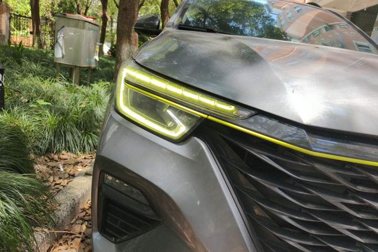 Used Roewe RX5 New Energy 2020 ePLUS National Trend Ronglin Luxury Edition Right Front Headlight