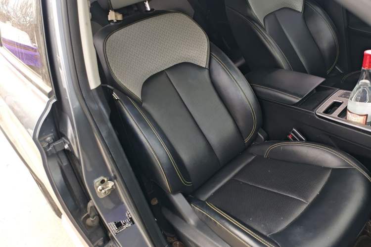 Used Roewe RX5 New Energy 2020 ePLUS National Trend Ronglin Luxury Edition Right Front Seat