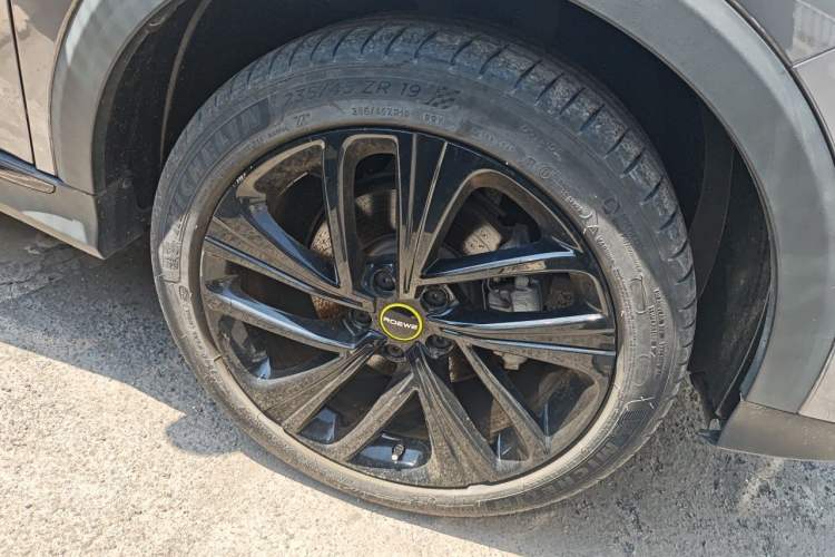 Used Roewe RX5 New Energy 2020 ePLUS National Trend Ronglin Luxury Edition Right Front Wheel Hub