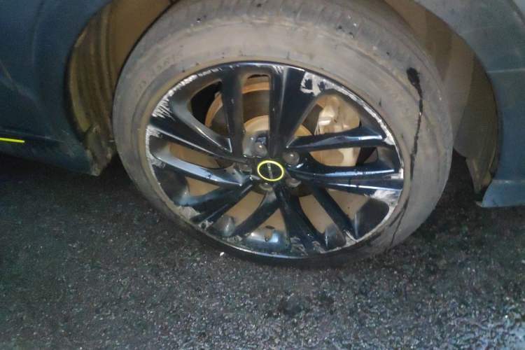 Used Roewe RX5 New Energy 2020 ePLUS National Trend Ronglin Luxury Edition Right Front Wheel Hub