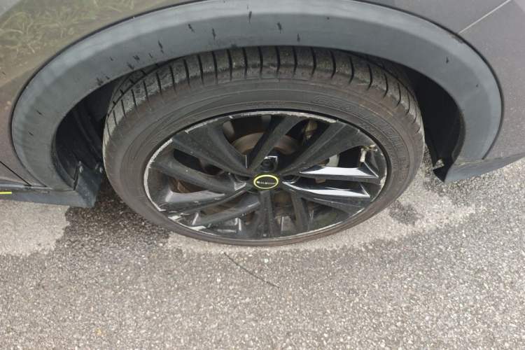 Used Roewe RX5 New Energy 2020 ePLUS National Trend Ronglin Flagship Edition Right Front Wheel Hub