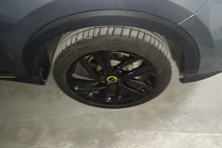 Used Roewe RX5 New Energy 2020 ePLUS National Trend Ronglin Luxury Edition Right Front Wheel Hub
