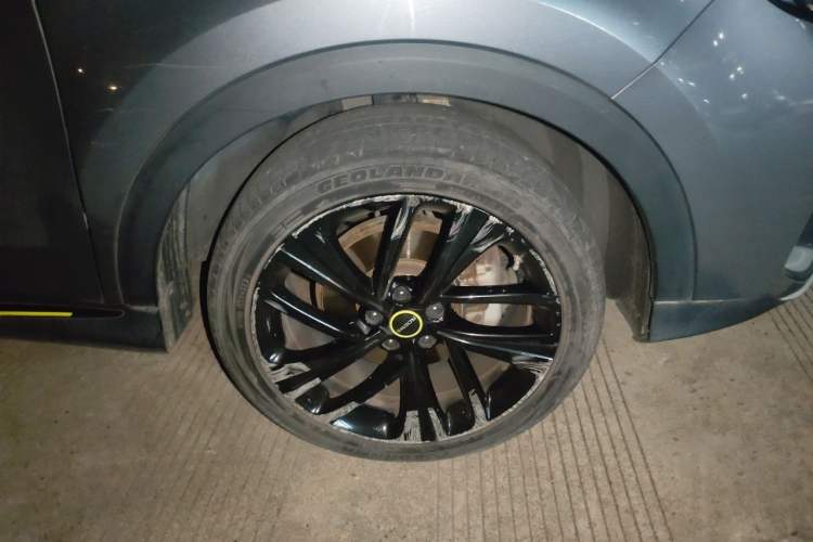 Used Roewe RX5 New Energy 2020 ePLUS National Trend Ronglin Luxury Edition Right Front Wheel Hub