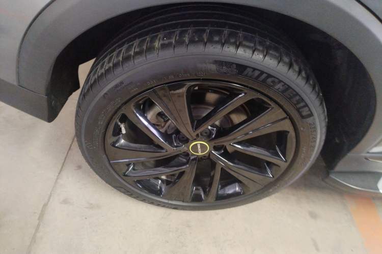 Used Roewe RX5 New Energy 2020 ePLUS National Trend Ronglin Flagship Edition Right Rear Wheel Hub