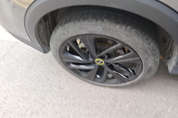 Used Roewe RX5 New Energy 2020 ePLUS National Trend Ronglin Flagship Edition Right Rear Wheel Hub