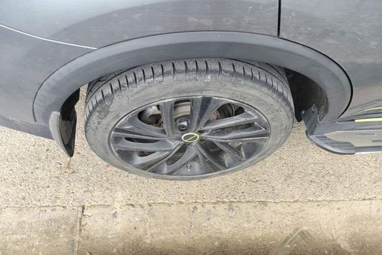 Used Roewe RX5 New Energy 2020 ePLUS National Trend Ronglin Flagship Edition Right Rear Wheel Hub