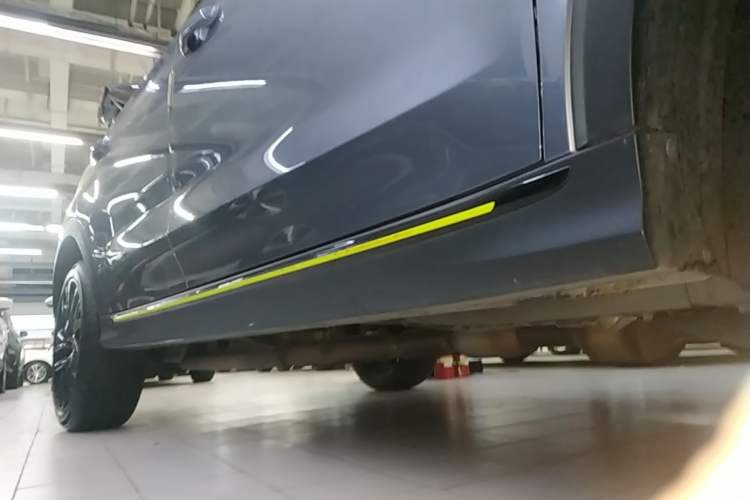 Used Roewe RX5 New Energy 2020 ePLUS National Trend Ronglin Flagship Edition Right Side Sill