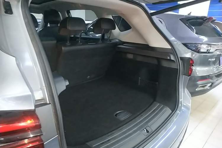 Used Roewe RX5 New Energy 2020 ePLUS National Trend Ronglin Flagship Edition Trunk