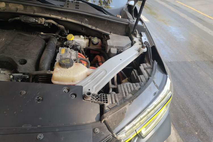 Used Roewe RX5 New Energy 2020 ePLUS National Trend Ronglin Luxury Edition Engine Bay Left