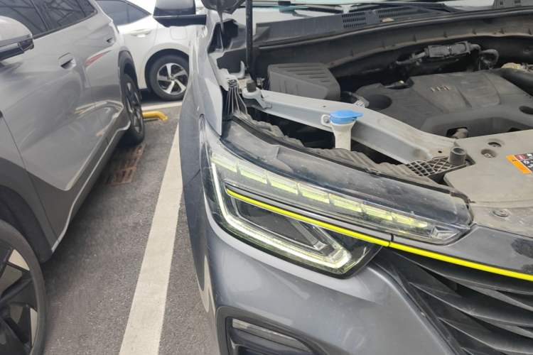 Used Roewe RX5 New Energy 2020 ePLUS National Trend Ronglin Flagship Edition Right Front Headlight