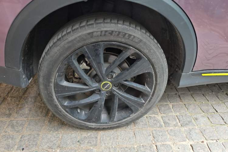 Used Roewe RX5 New Energy 2020 ePLUS National Trend Ronglin Flagship Edition Right Rear Wheel Hub