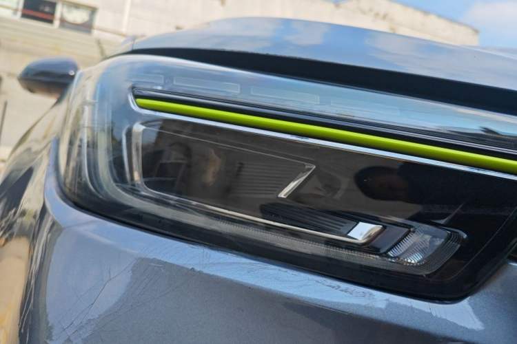 Used Roewe RX5 New Energy 2020 ePLUS National Trend Ronglin Luxury Edition Right Front Headlight