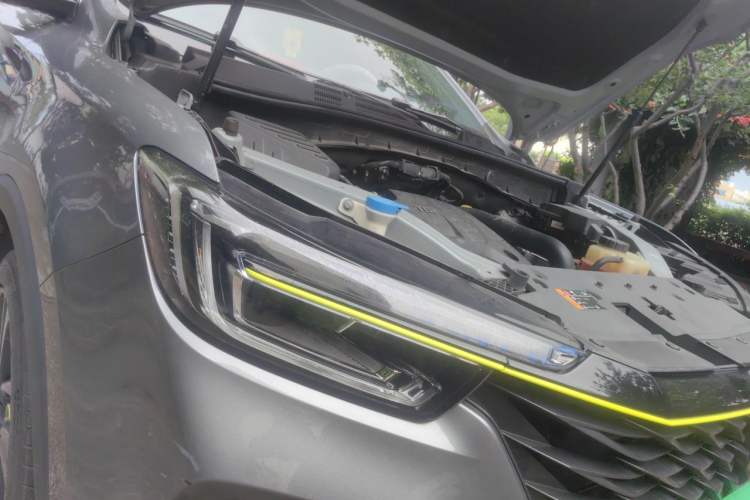 Used Roewe RX5 New Energy 2020 ePLUS National Trend Ronglin Flagship Edition Right Front Headlight