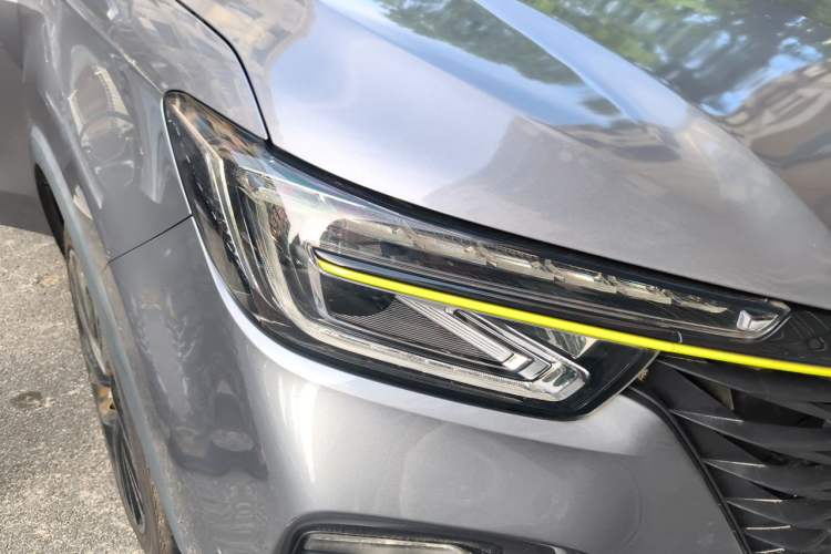 Used Roewe RX5 New Energy 2020 ePLUS National Trend Ronglin Luxury Edition Right Front Headlight