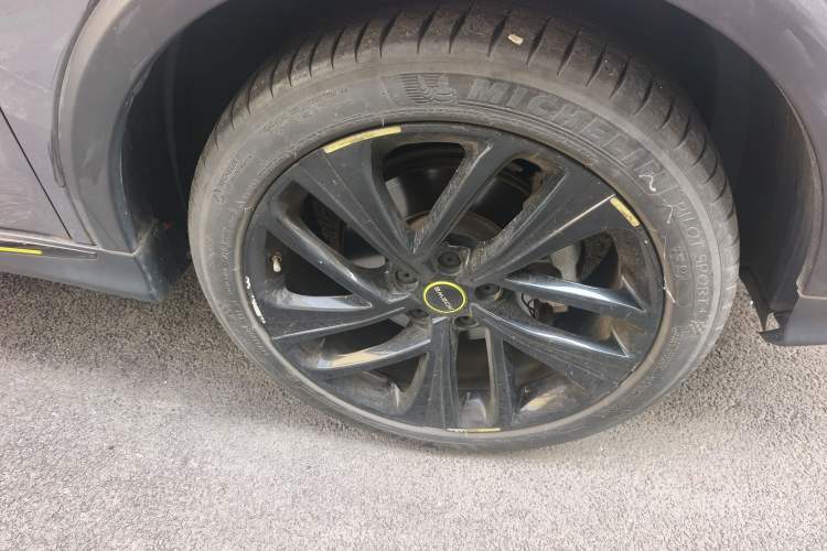 Used Roewe RX5 New Energy 2020 ePLUS National Trend Ronglin Luxury Edition Right Front Wheel Hub