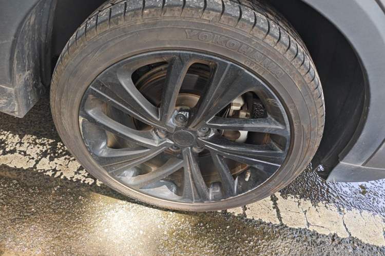 Used Roewe RX5 New Energy 2020 ePLUS National Trend Ronglin Flagship Edition Right Front Wheel Hub