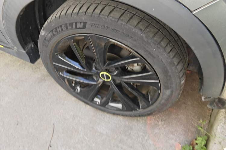 Used Roewe RX5 New Energy 2020 ePLUS National Trend Ronglin Luxury Edition Right Front Wheel Hub
