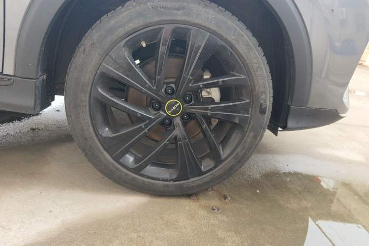 Used Roewe RX5 New Energy 2020 ePLUS National Trend Ronglin Luxury Edition Right Front Wheel Hub
