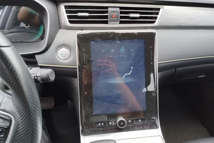 Used Roewe RX5 New Energy 2020 ePLUS National Trend Ronglin Luxury Edition Audio And AC Panel