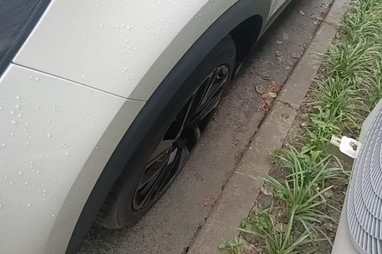 Used Roewe RX5 New Energy 2020 ePLUS National Trend Ronglin Flagship Edition Left Front Wheel Hub