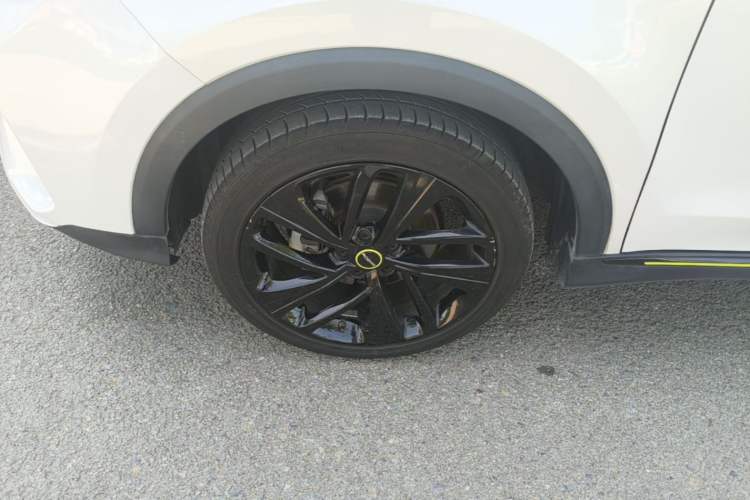 Used Roewe RX5 New Energy 2020 ePLUS National Trend Ronglin Luxury Edition Left Front Wheel Hub
