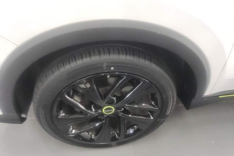 Used Roewe RX5 New Energy 2020 ePLUS National Trend Ronglin Flagship Edition Left Front Wheel Hub