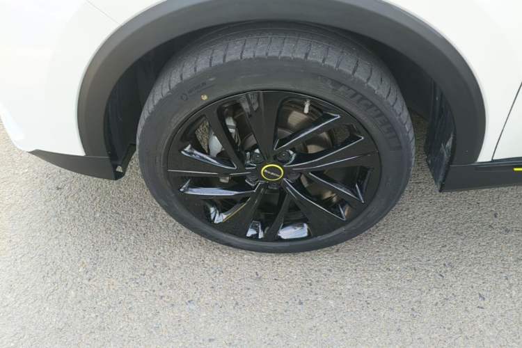 Used Roewe RX5 New Energy 2020 ePLUS National Trend Ronglin Flagship Edition Left Front Wheel Hub